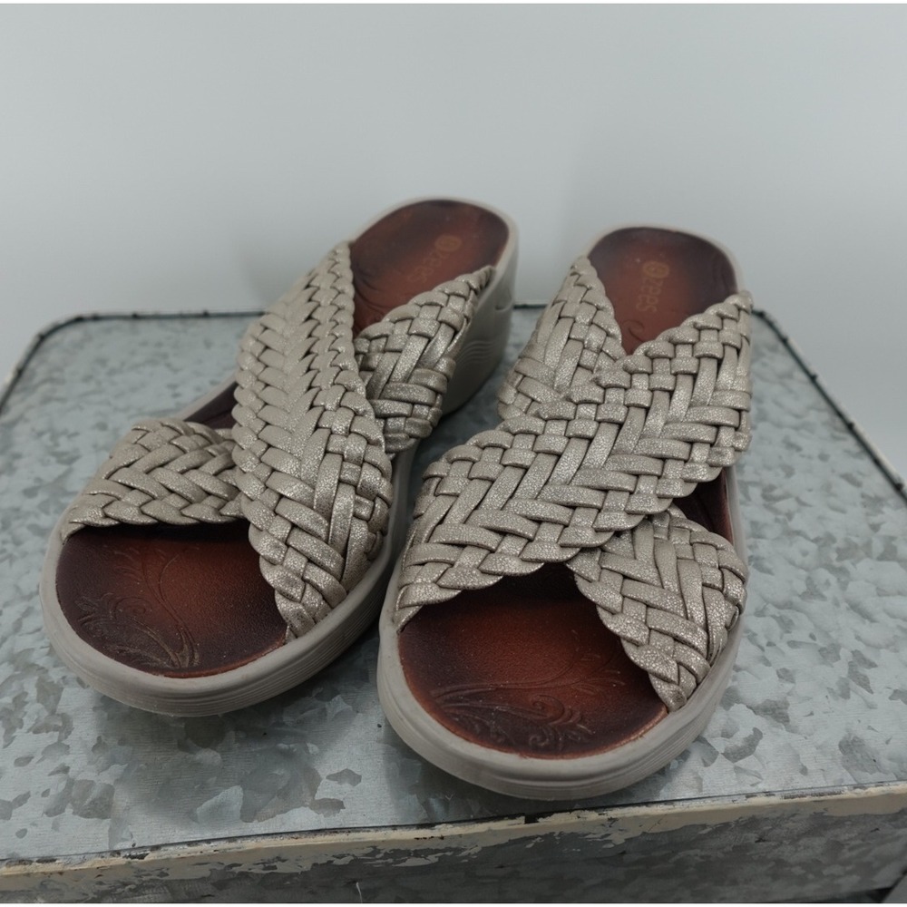 Bzees Womens Metallic Champagne Woven Wedge Sandals Cross Strap Slide Shoes 10in